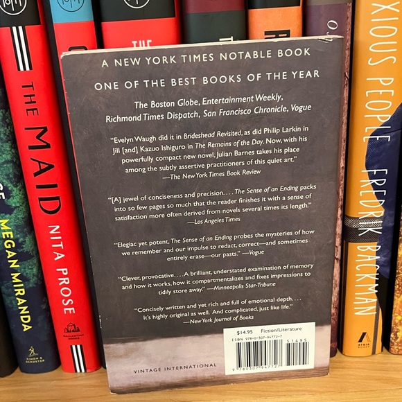 4/$25 The Sense of an Ending by Julian Barnes - Picture 2 of 3